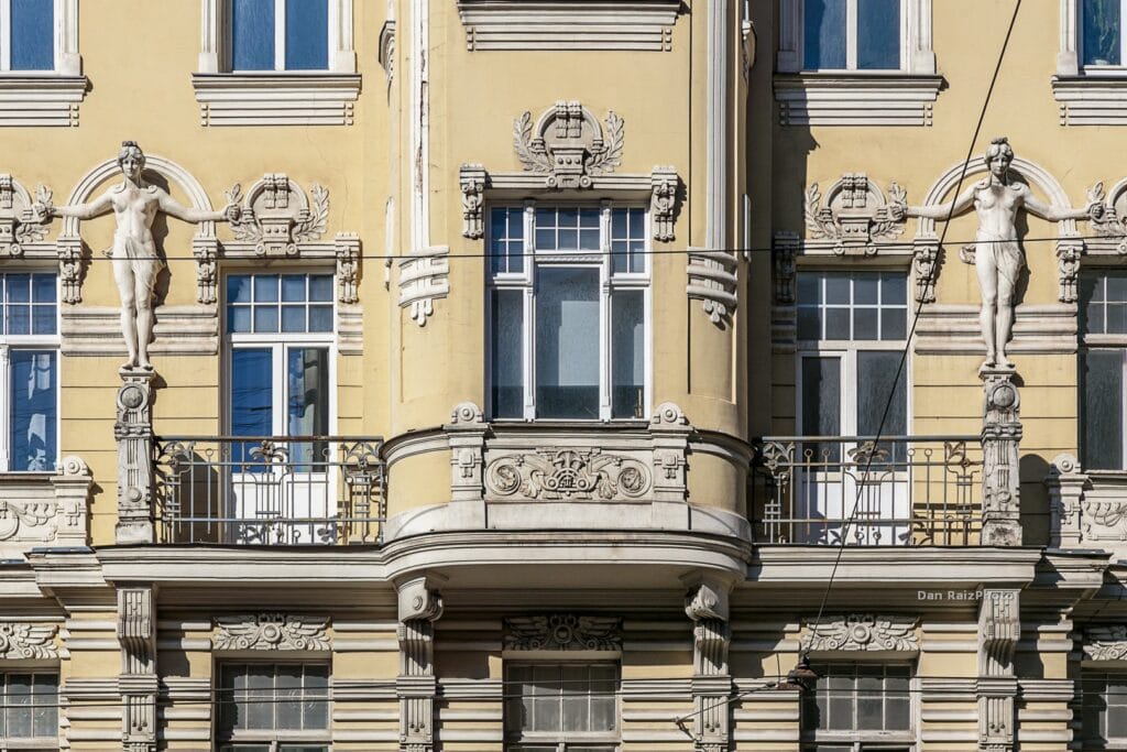 Mikhail Eisenstein architecture Brīvības 99 Riga Art Nouveau facade