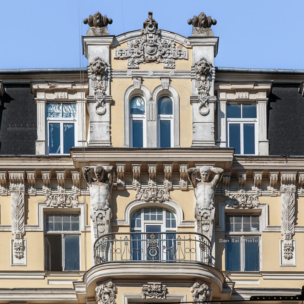 Mikhail Eisenstein architecture Brīvības 99 Riga Art Nouveau facade