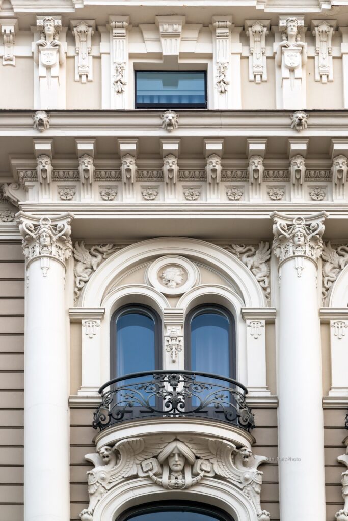 Mikhail Eisenstein's Art Nouveau architecture at Elizabetes iela 33 facade details