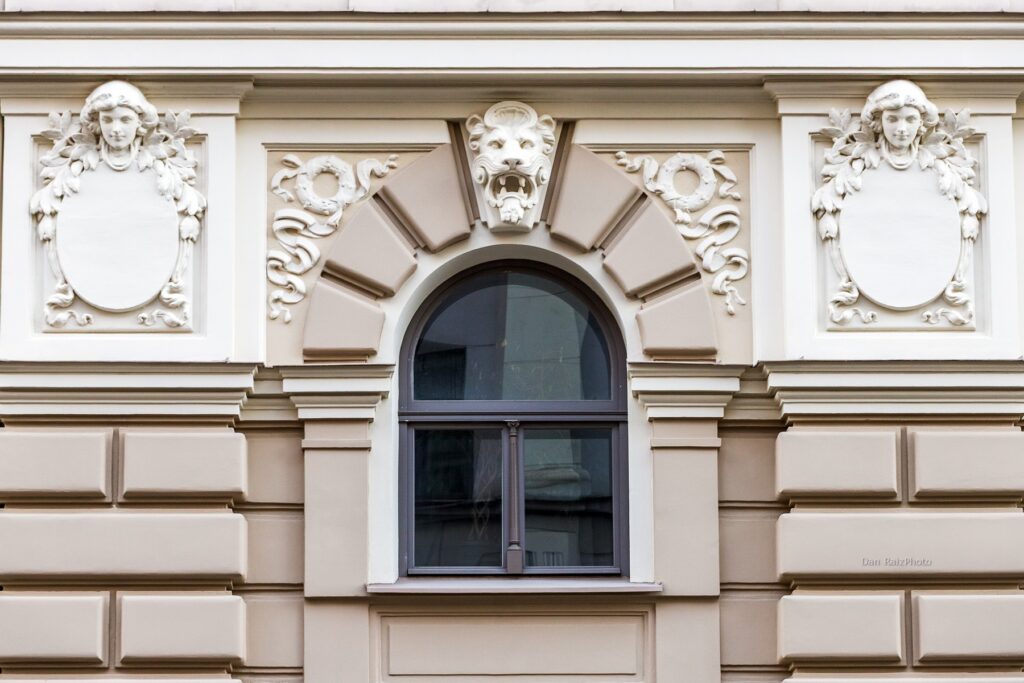 Mikhail Eisenstein's Art Nouveau architecture at Elizabetes iela 33 facade details
