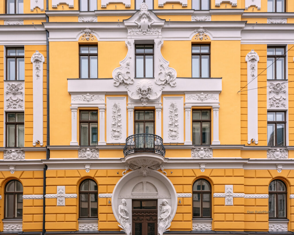 Neobaroque facade of the Vilandes 11 building in Riga.