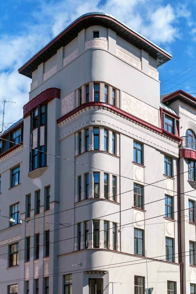 Lāčplēša 51 Riga corner tower and facade