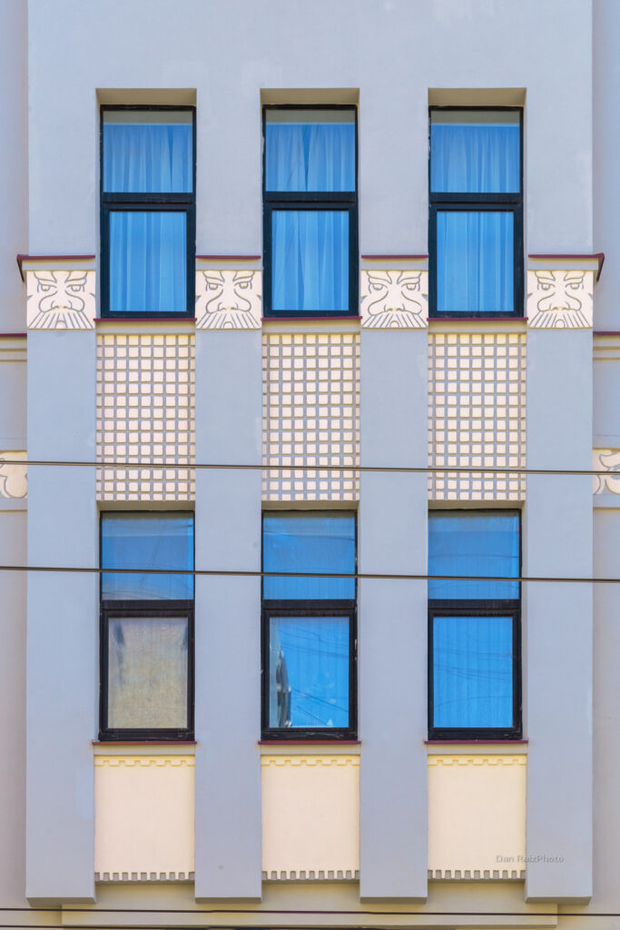 Eižens Laube architectural details Lāčplēša 51