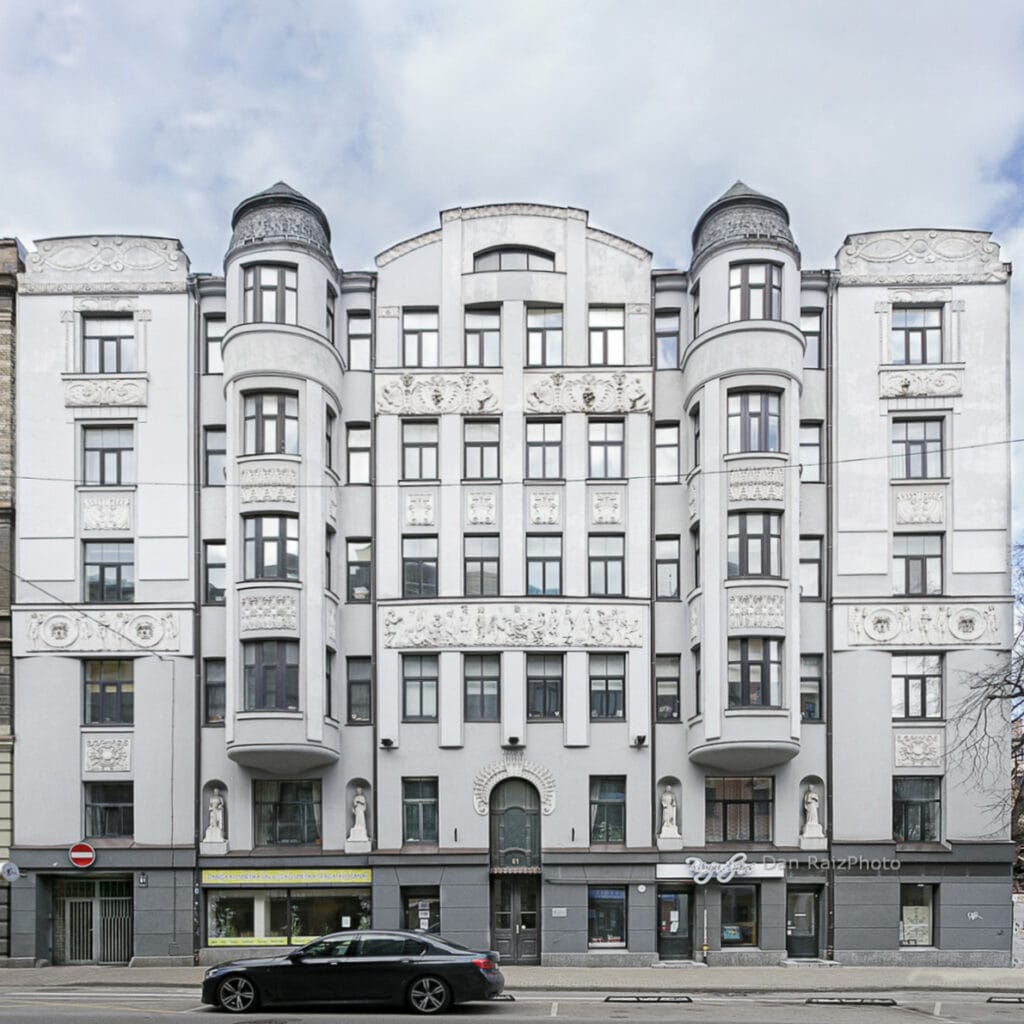 Lāčplēša street 61 facade Northern Art Nouveau